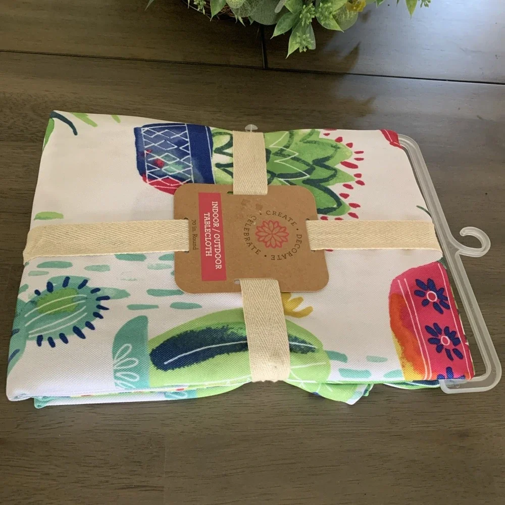 Ambesonne Cactus Round Tablecloth Table Cover for Dining Room Kitchen